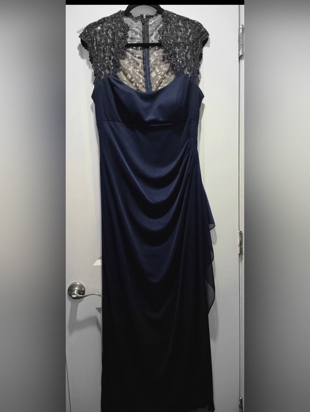 Navy, Lace-Back, Xscape,Evening Gown. - Picture 2 of 5